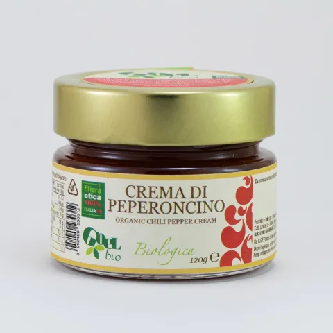 La crema  di peperoncino biologica GOEL Bio nasce per valorizzare il profumo, il sapore, la consistenza inconfondibile del peperoncino calabrese. 