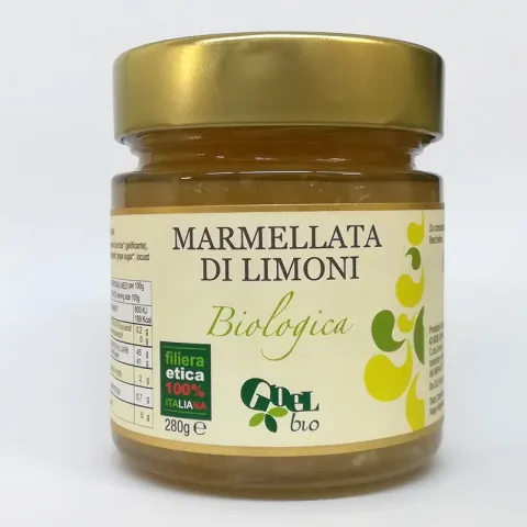L’aroma intenso, il gusto deciso: la marmellata di limoni GOEL Bio ha il 60% di frutta e ne conserva le proprietà grazie alla cottura in sottovuoto, a bassa temperatura.